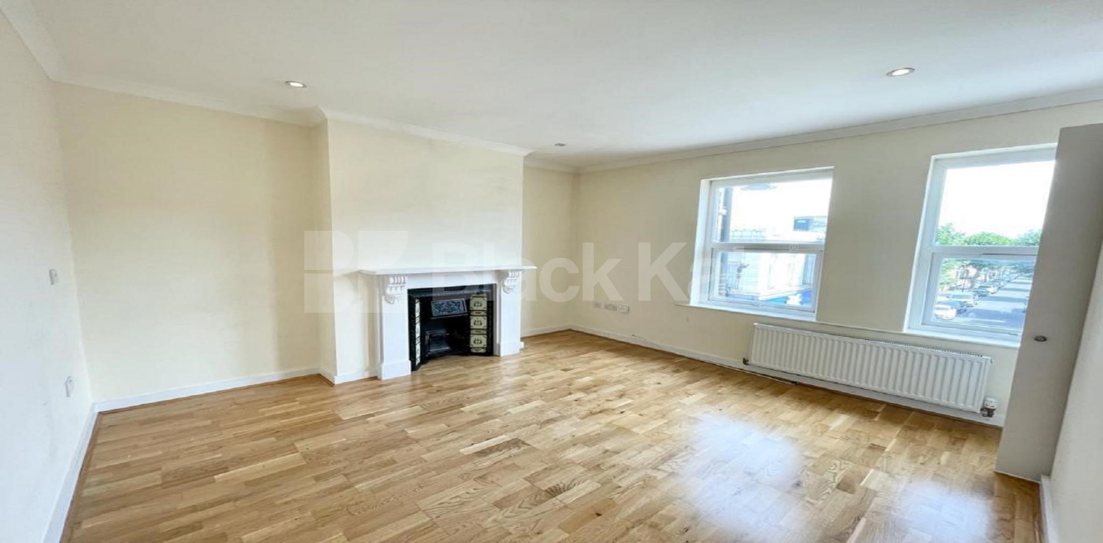 			LET, 3 Bedroom, 3 bath, 1 reception Apartment			 High Street North, East Ham